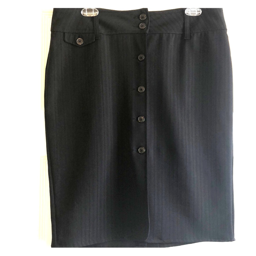 Black office pencil skirt full button down